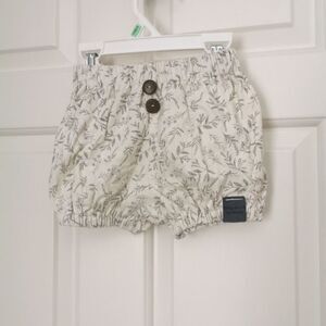 Brand new Handmade bloomers 6-12 m